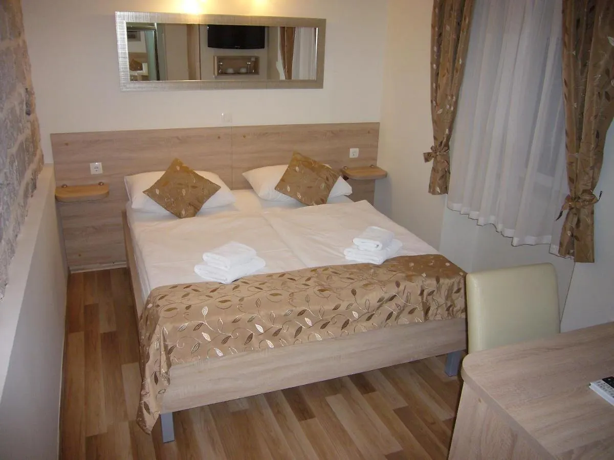 Old Town Suites Split 3*,  Croatia